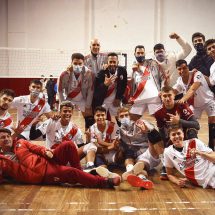 Vóley: Rajczakowski y River ganaron en el debut del “Metro”