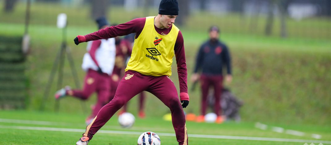 Zapelli sigue con acción en Athletico Paranaense
