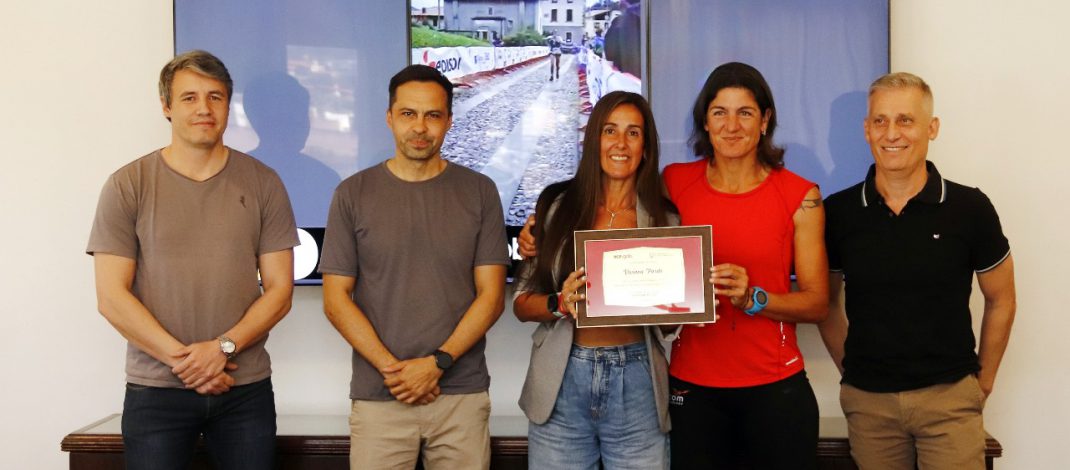 El Intendente Esteban Avilés reconoció a Viviana Pardo por su Mundial de Trail Running