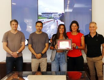 El Intendente Esteban Avilés reconoció a Viviana Pardo por su Mundial de Trail Running