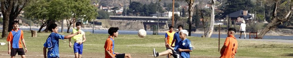  Familia Activa: 12º Encuentro de las escuelas locales de futbol
