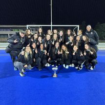 Fornari y Cornaglia salieron campeonas junto a Universitario de la SúperLiga de Hockey