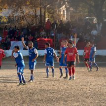 El clásico de Carlos Paz convocó a vecinos y familias en una gran jornada de fútbol