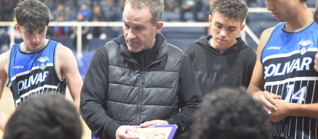 BOLÍVAR FUE LOCAL ANTE BARRIO PARQUE POR EL TORNEO ASOCIATIVO